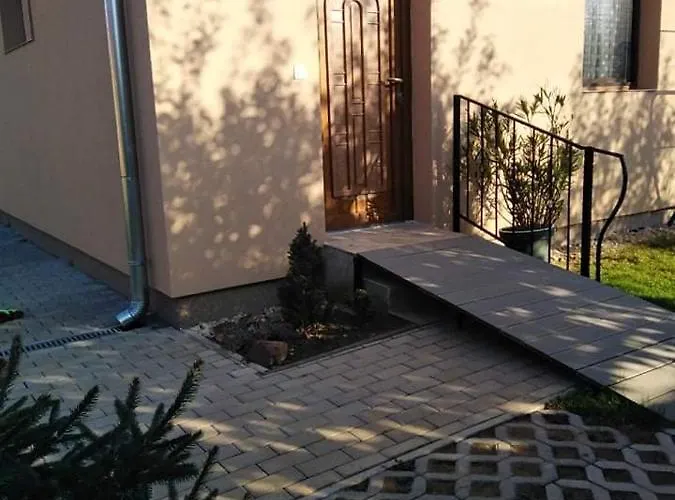 Szederszem Balatonszárszó